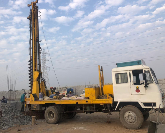 Truck Mounted Piling Rigs Rental Service